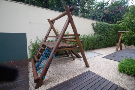 Apartamento à venda com 277m², 4 quartos e 4 vagasÁrea comum - Playground