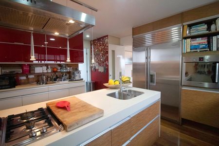 Apartamento à venda com 277m², 4 quartos e 4 vagasCozinha