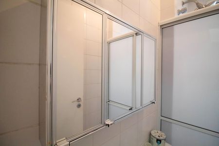 Apartamento à venda com 277m², 4 quartos e 4 vagasBanheiro de Serviço