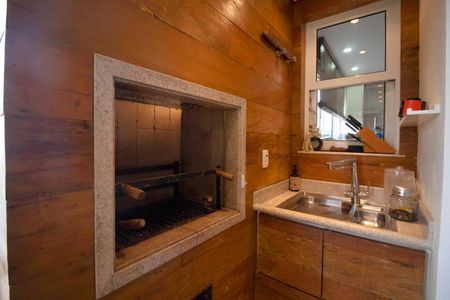 Apartamento à venda com 277m², 4 quartos e 4 vagasChurrasqueira