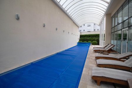 Apartamento à venda com 277m², 4 quartos e 4 vagasÁrea comum - Piscina