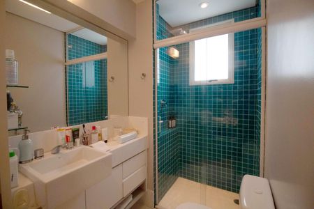 Apartamento à venda com 277m², 4 quartos e 4 vagasBanheiro da Suíte 2