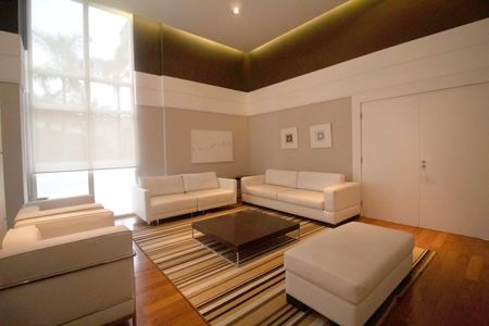 Apartamento à venda com 277m², 4 quartos e 4 vagasÁrea comum - Salão de festas