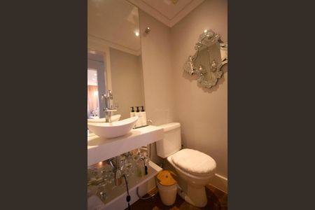 Apartamento à venda com 277m², 4 quartos e 4 vagasLavabo