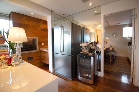 Apartamento à venda com 277m², 4 quartos e 4 vagasCozinha