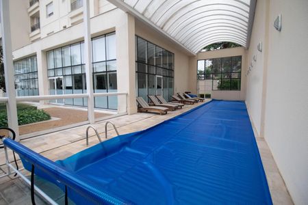 Apartamento à venda com 277m², 4 quartos e 4 vagasÁrea comum - Piscina