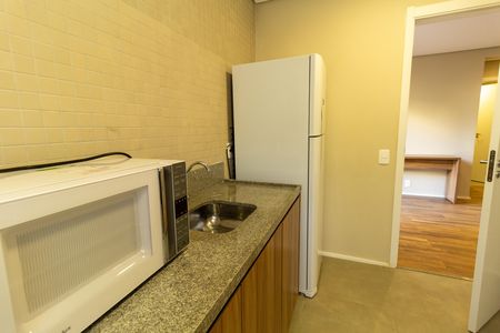 Apartamento para alugar com 30m², 1 quarto e sem vaga Apartamento para alugar com 30m², 1 quarto e sem vagaÁrea comum - Salão de festas