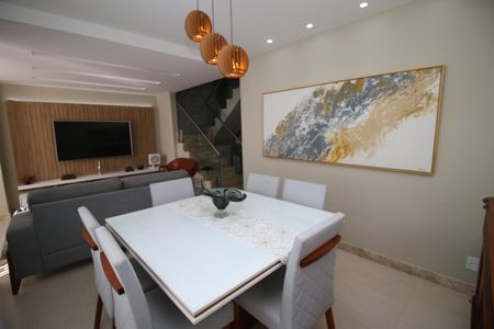 Casa à venda com 150m², 3 quartos e 1 vagaSala