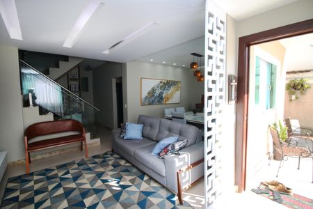 Casa à venda com 150m², 3 quartos e 1 vagaSala