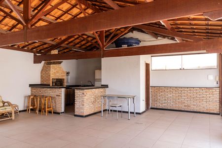 Casa à venda com 277m², 3 quartos e 2 vagas Casa à venda com 277m², 3 quartos e 2 vagasTerraço