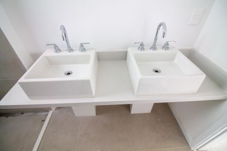 Apartamento à venda com 197m², 3 quartos e 3 vagasBanheiro da Suíte 3