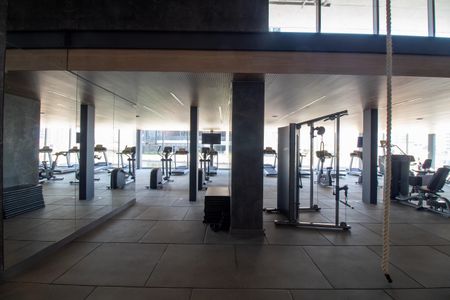 Apartamento à venda com 197m², 3 quartos e 3 vagas Apartamento à venda com 197m², 3 quartos e 3 vagasÁrea comum - Academia