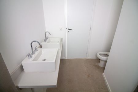 Apartamento à venda com 197m², 3 quartos e 3 vagasBanheiro da Suíte 3
