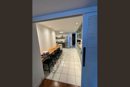 Apartamento à venda com 150m², 3 quartos e 1 vagaCozinha 