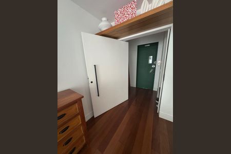 Apartamento à venda com 150m², 3 quartos e 1 vagaCorredor