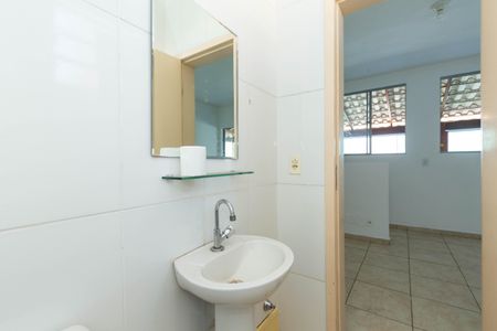 Apartamento à venda com 93m², 2 quartos e 1 vaga Apartamento à venda com 93m², 2 quartos e 1 vagaBanheiro