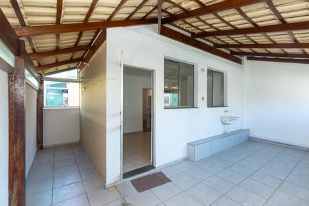 Apartamento à venda com 93m², 2 quartos e 1 vaga Apartamento à venda com 93m², 2 quartos e 1 vagaCobertura