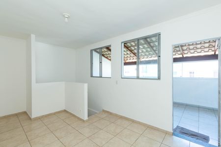 Apartamento à venda com 93m², 2 quartos e 1 vaga Apartamento à venda com 93m², 2 quartos e 1 vagaSala