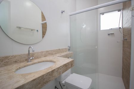 Casa à venda com 150m², 2 quartos e 2 vagas Casa à venda com 150m², 2 quartos e 2 vagasSuíte Banheiro