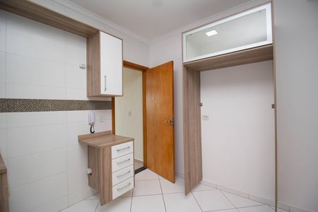 Casa à venda com 150m², 2 quartos e 2 vagas Casa à venda com 150m², 2 quartos e 2 vagasCozinha