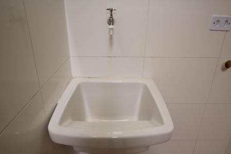 Casa à venda com 150m², 2 quartos e 2 vagas Casa à venda com 150m², 2 quartos e 2 vagasÁrea de Serviço