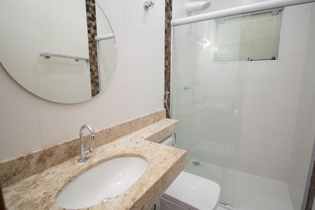 Casa à venda com 150m², 2 quartos e 2 vagas Casa à venda com 150m², 2 quartos e 2 vagasBanheiro Social