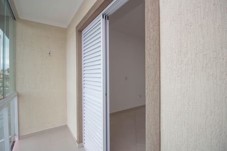 Casa à venda com 150m², 2 quartos e 2 vagas Casa à venda com 150m², 2 quartos e 2 vagasVaranda Suíte