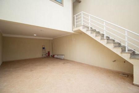 Casa à venda com 150m², 2 quartos e 2 vagas Casa à venda com 150m², 2 quartos e 2 vagasGaragem