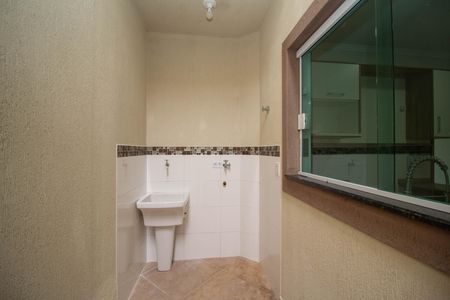 Casa à venda com 150m², 2 quartos e 2 vagas Casa à venda com 150m², 2 quartos e 2 vagasÁrea de Serviço