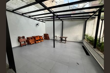 Apartamento à venda com 160m², 3 quartos e 3 vagasÁrea comum - Churrasqueira