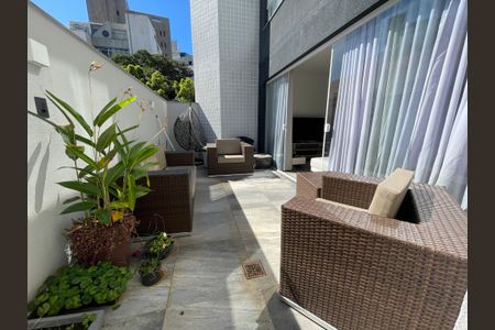 Apartamento à venda com 138m², 2 quartos e 2 vagasÁrea Privativa