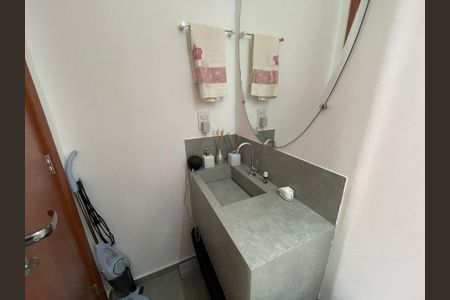 Apartamento à venda com 138m², 2 quartos e 2 vagasLavabo