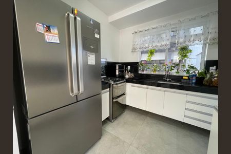 Apartamento à venda com 138m², 2 quartos e 2 vagasCozinha