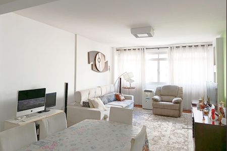 Apartamento à venda com 100m², 2 quartos e 1 vaga Apartamento à venda com 100m², 2 quartos e 1 vagaSala