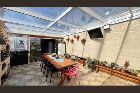 Apartamento à venda com 148m², 3 quartos e 2 vagasCobertura