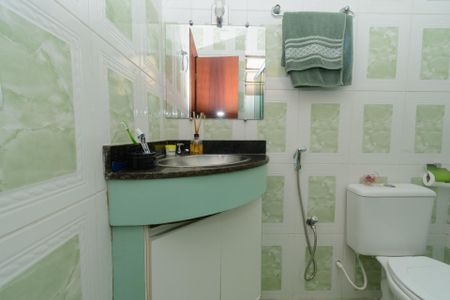 Apartamento à venda com 167m², 4 quartos e 1 vagaBanheiro da Suíte 2