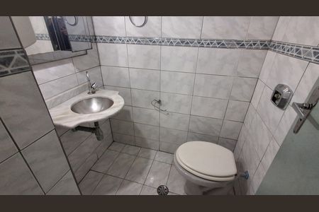 Casa para alugar com 380m², 4 quartos e 5 vagas Casa para alugar com 380m², 4 quartos e 5 vagasLavabo