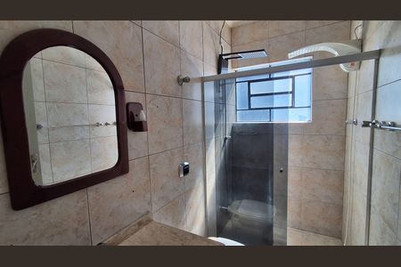Casa para alugar com 380m², 4 quartos e 5 vagas Casa para alugar com 380m², 4 quartos e 5 vagasBanheiro Suíte