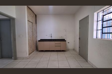 Casa para alugar com 380m², 4 quartos e 5 vagas Casa para alugar com 380m², 4 quartos e 5 vagasCozinha