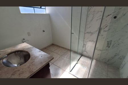 Casa para alugar com 380m², 4 quartos e 5 vagas Casa para alugar com 380m², 4 quartos e 5 vagasBanheiro Social