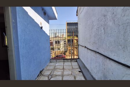 Casa para alugar com 380m², 4 quartos e 5 vagas Casa para alugar com 380m², 4 quartos e 5 vagasVaranda