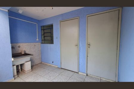 Casa para alugar com 380m², 4 quartos e 5 vagas Casa para alugar com 380m², 4 quartos e 5 vagasÁrea de Serviço