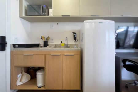 Cozinha de kitnet/studio para alugar com 1 quarto, 20m² em Vila Mariana, São Paulo