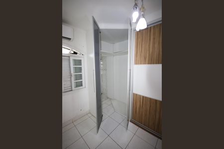 Casa para alugar com 200m², 3 quartos e 3 vagasSuíte 1