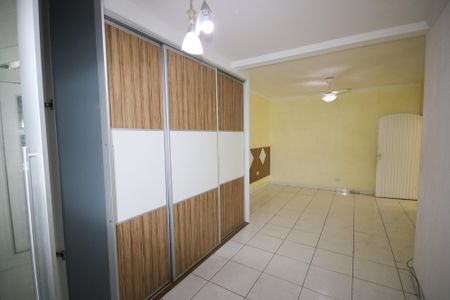 Casa para alugar com 200m², 3 quartos e 3 vagasSuíte 1