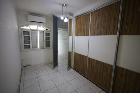 Casa para alugar com 200m², 3 quartos e 3 vagasSuíte 1