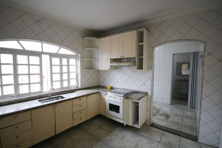 Casa para alugar com 200m², 3 quartos e 3 vagasCozinha