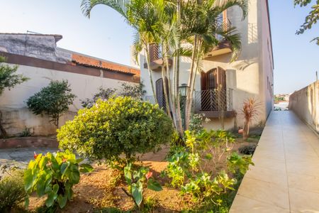 Apartamento à venda com 66m², 2 quartos e 1 vagaEntrada