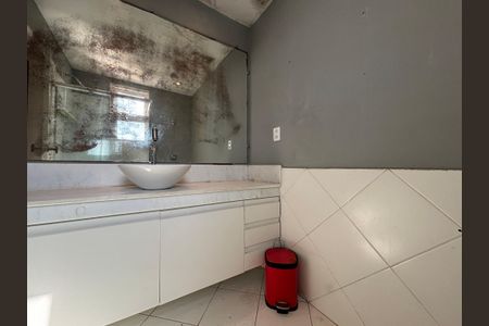Apartamento à venda com 220m², 3 quartos e 1 vagaSuíte 1 Banheiro