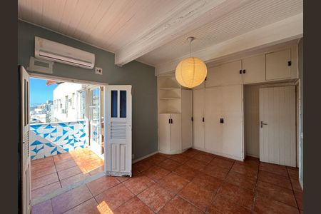 Apartamento à venda com 220m², 3 quartos e 1 vagaSuíte 1